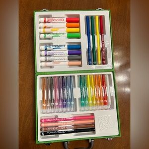 Crayola Silly Smashup Scents Markers and Crayons in case 32 total